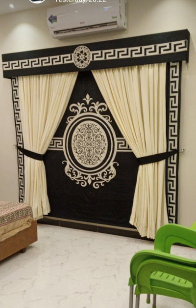 Luxury 3-Piece Curtain Set with Back Screen & Box Seating